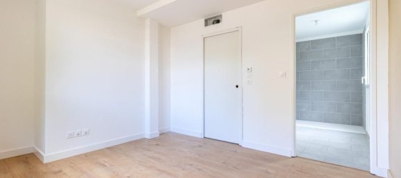 5 bedrooms Villa in Villenave-d'Ornon, France No. 294676 6