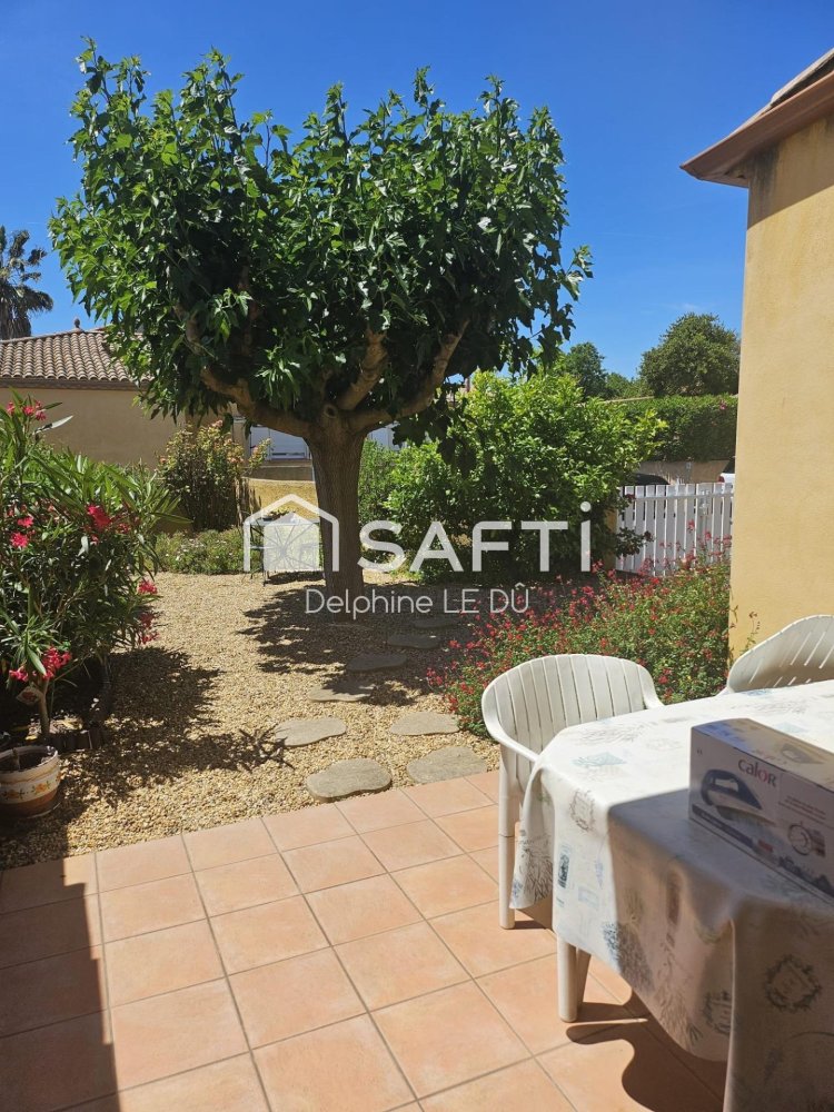 3 bedrooms House in Vias, France No. 276950