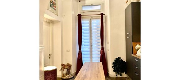 4 rooms Apartment in Rome, Italy No. 147855 10