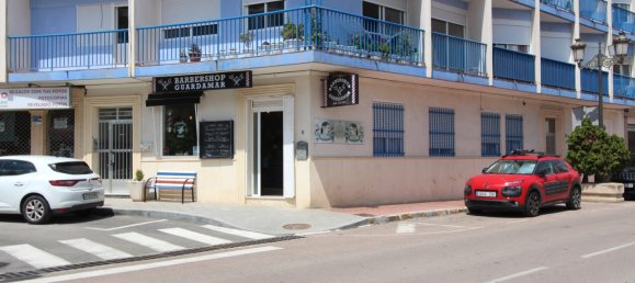 61m² Commercial property in Guardamar del Segura, Spain No. 56314 2