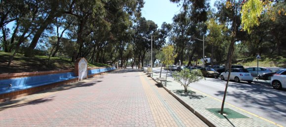 61m² Commercial property in Guardamar del Segura, Spain No. 56314 13