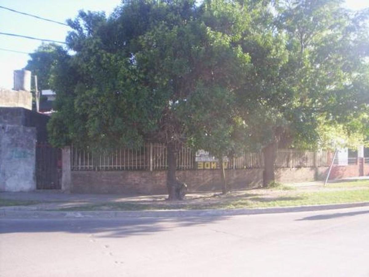 2 bedrooms House in Bermudez, Argentina No. 18423