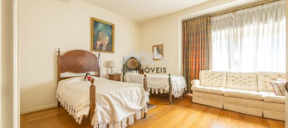 3 bedrooms Apartment in Porto, Portugal No. 137009 24