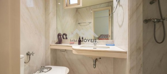 3 bedrooms Apartment in Porto, Portugal No. 137009 25