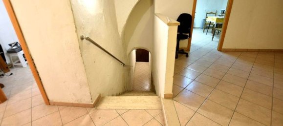 Офис 288м² в Вольтерра, Италия № 81291 7