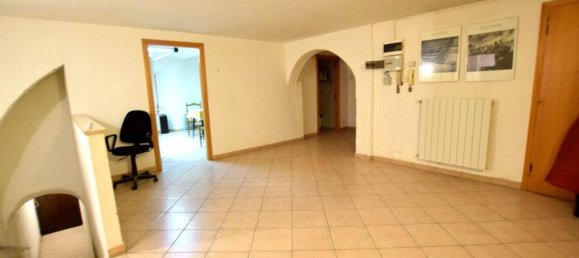 Офис 288м² в Вольтерра, Италия № 81291 3