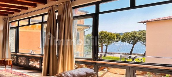 Пентхаус с 3 спальнями в Сало, Италия № 290951 2