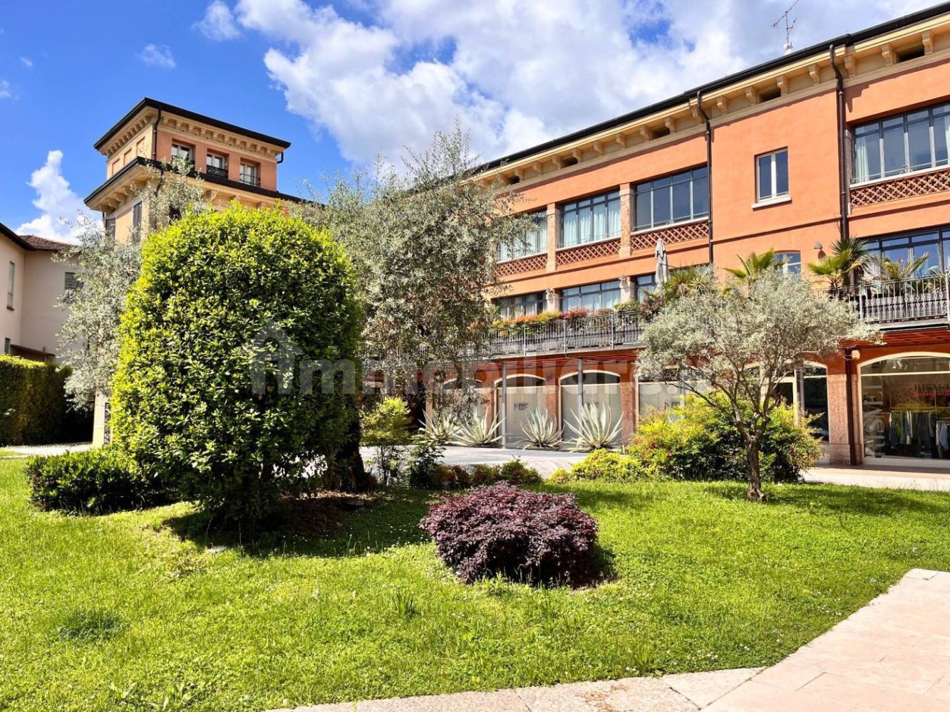 Пентхаус с 3 спальнями в Сало, Италия № 290951