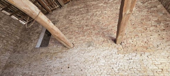 3 Schlafzimmer Haus in Viadana, Italy, Nr. 97595 11