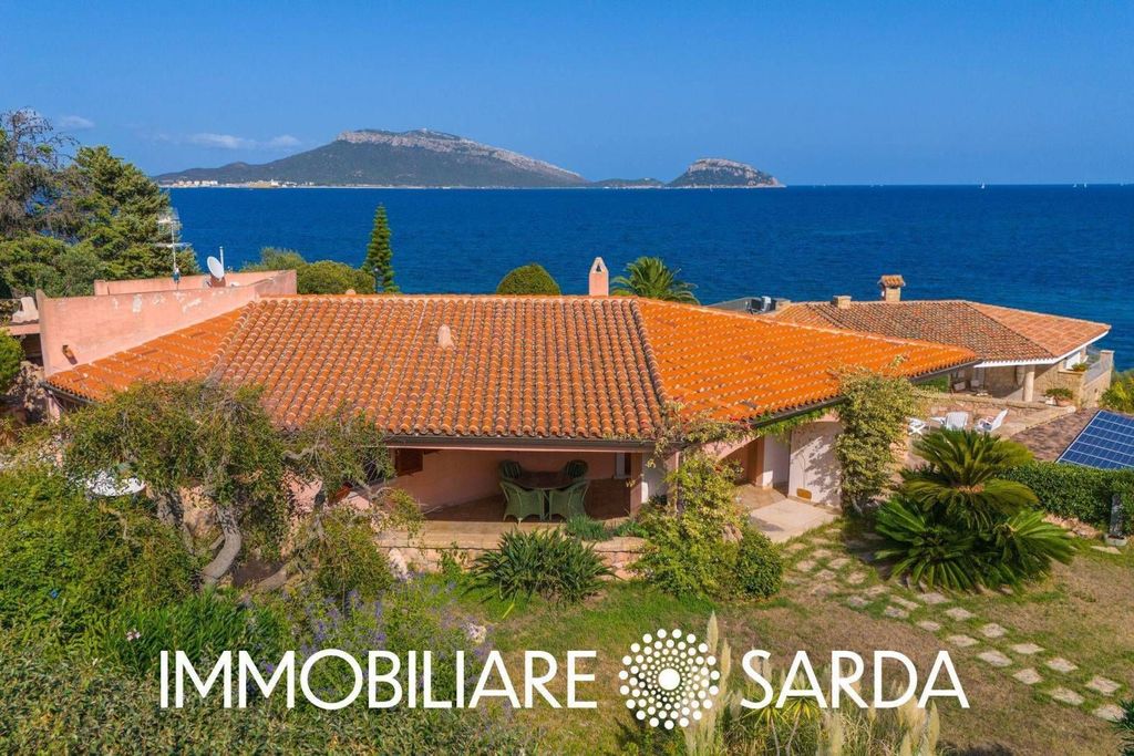 4 bedrooms Villa in Golfo Aranci, Italy No. 302697