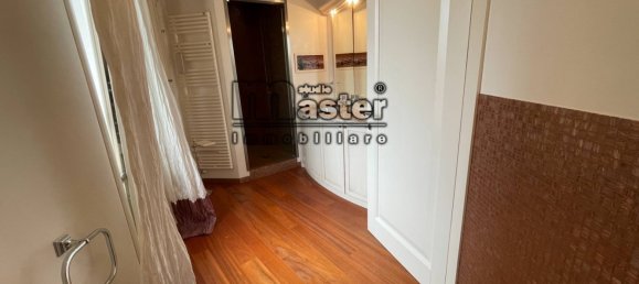 3 bedrooms Penthouse in Treviso, Italy No. 107418 16