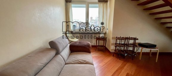 3 bedrooms Penthouse in Treviso, Italy No. 107418 6