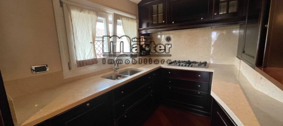3 bedrooms Penthouse in Treviso, Italy No. 107418 7