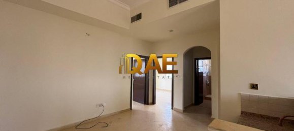 4 bedrooms Villa in Mirdif, UAE No. 34648 3