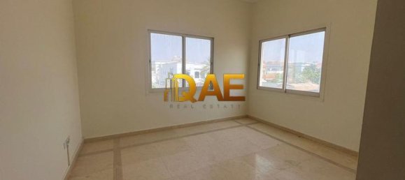 4 bedrooms Villa in Mirdif, UAE No. 34648 6