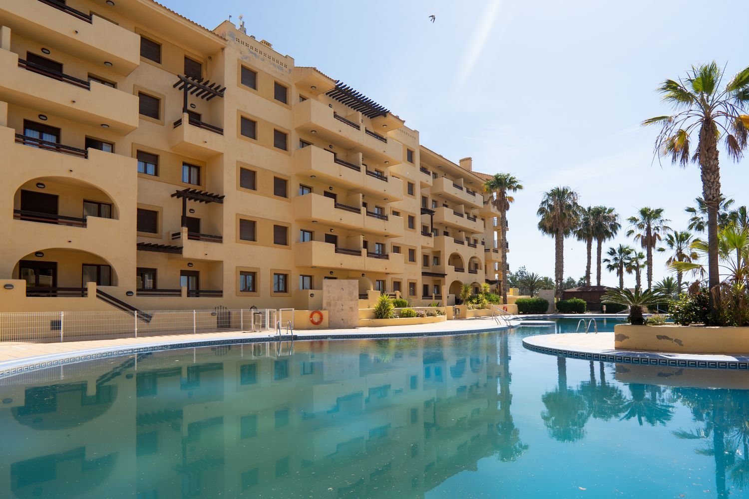 Apartamento de 3 dormitorios en Los Alcázares, Spain No. 177611