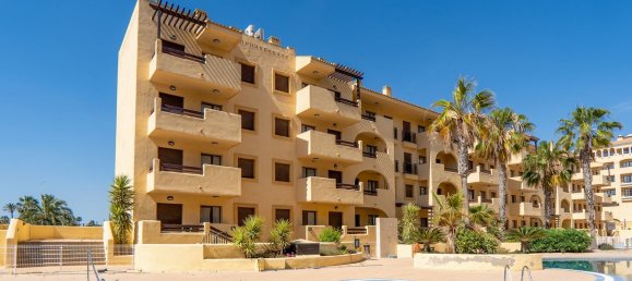 Apartamento de 3 dormitorios en Los Alcázares, Spain No. 177611 3