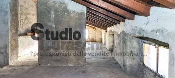 8 rooms House in Monticello Brianza, Italy No. 113447 41