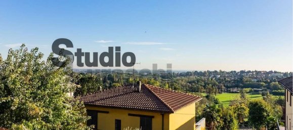 8 rooms House in Monticello Brianza, Italy No. 113447 45