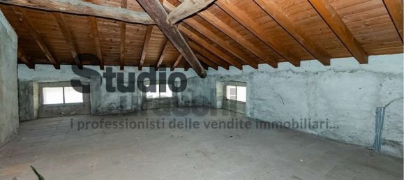 8 rooms House in Monticello Brianza, Italy No. 113447 39
