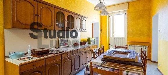 8 rooms House in Monticello Brianza, Italy No. 113447 20