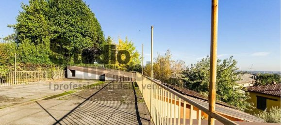 8 rooms House in Monticello Brianza, Italy No. 113447 36