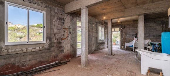 Casa de 3 dormitorios en Camara de Lobos, Portugal No. 183212 26