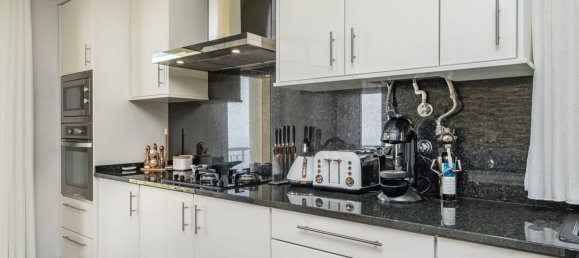 Casa de 3 dormitorios en Camara de Lobos, Portugal No. 183212 8