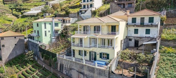 Casa de 3 dormitorios en Camara de Lobos, Portugal No. 183212 43