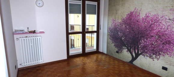 4 rooms Apartment in Saluzzo, Italy No. 66424 5