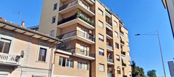 4 rooms Apartment in Saluzzo, Italy No. 66424 12
