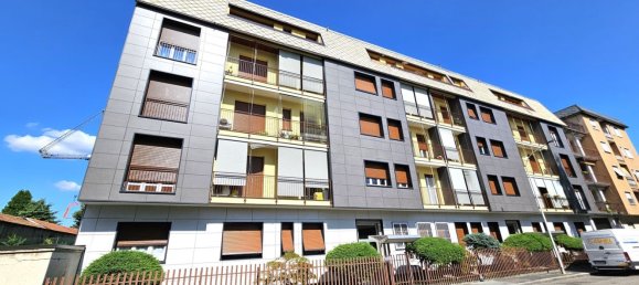 Квартира с 2 комнатами в Леньяно, Италия № 260622 16