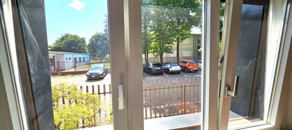 Квартира с 2 комнатами в Леньяно, Италия № 260622 15