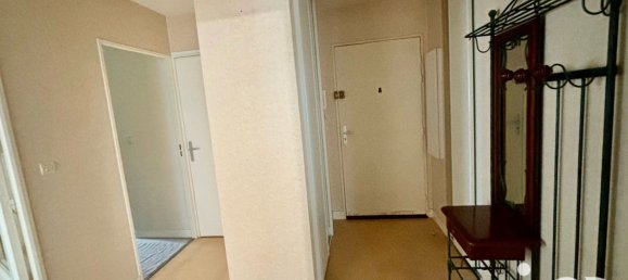 2 غرف نوم شقة في Lacroix-Saint-Ouen, France رقم 231005 5