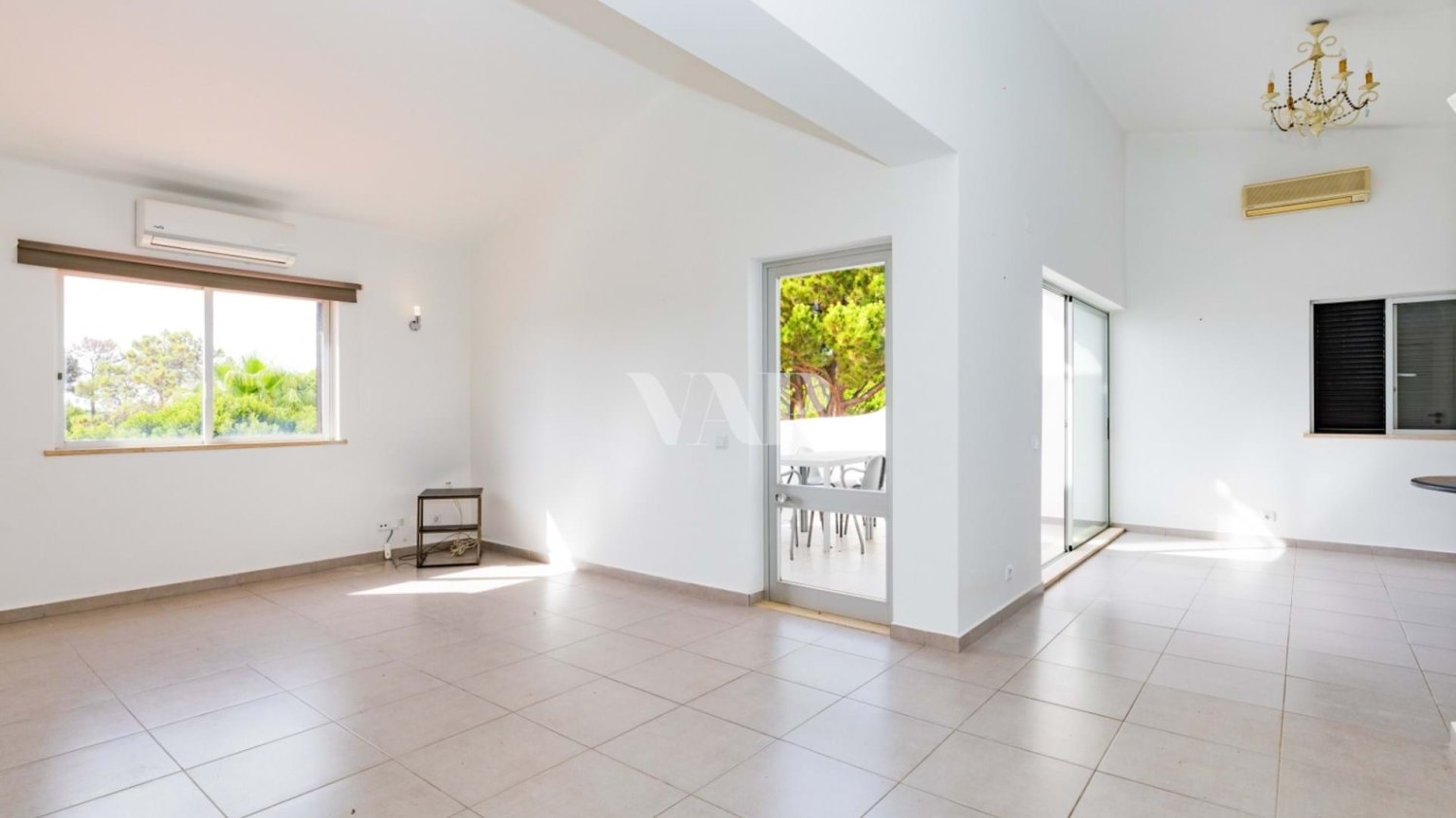 3 chambres Appartement à Almancil, Portugal No. 120433