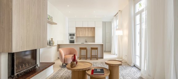 3 bedrooms Commercial property in Cannes, France No. 718 9