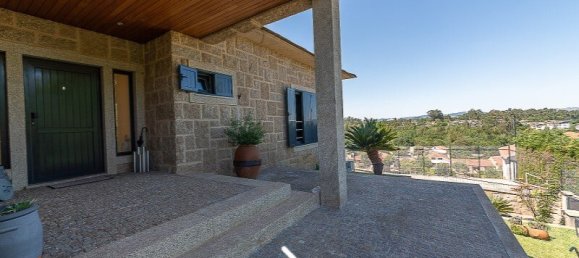 3 bedrooms Villa in Vila Nova de Gaia, Portugal No. 132358 5