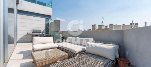 Ático de 2 dormitorios en Madrid, Spain No. 175588 38