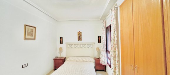 3 bedrooms Apartment in Torrevieja, Spain No. 7655 10