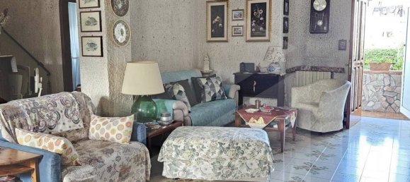 6-Zimmer Villa in Pozzuoli, Italy, Nr. 24720 2