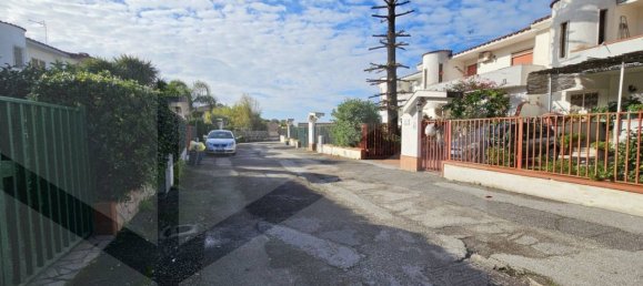 6-Zimmer Villa in Pozzuoli, Italy, Nr. 24720 13