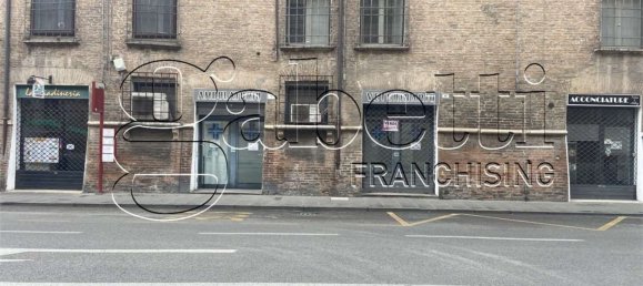 80m² Commercial property in Ferrara, Italy No. 265149 8