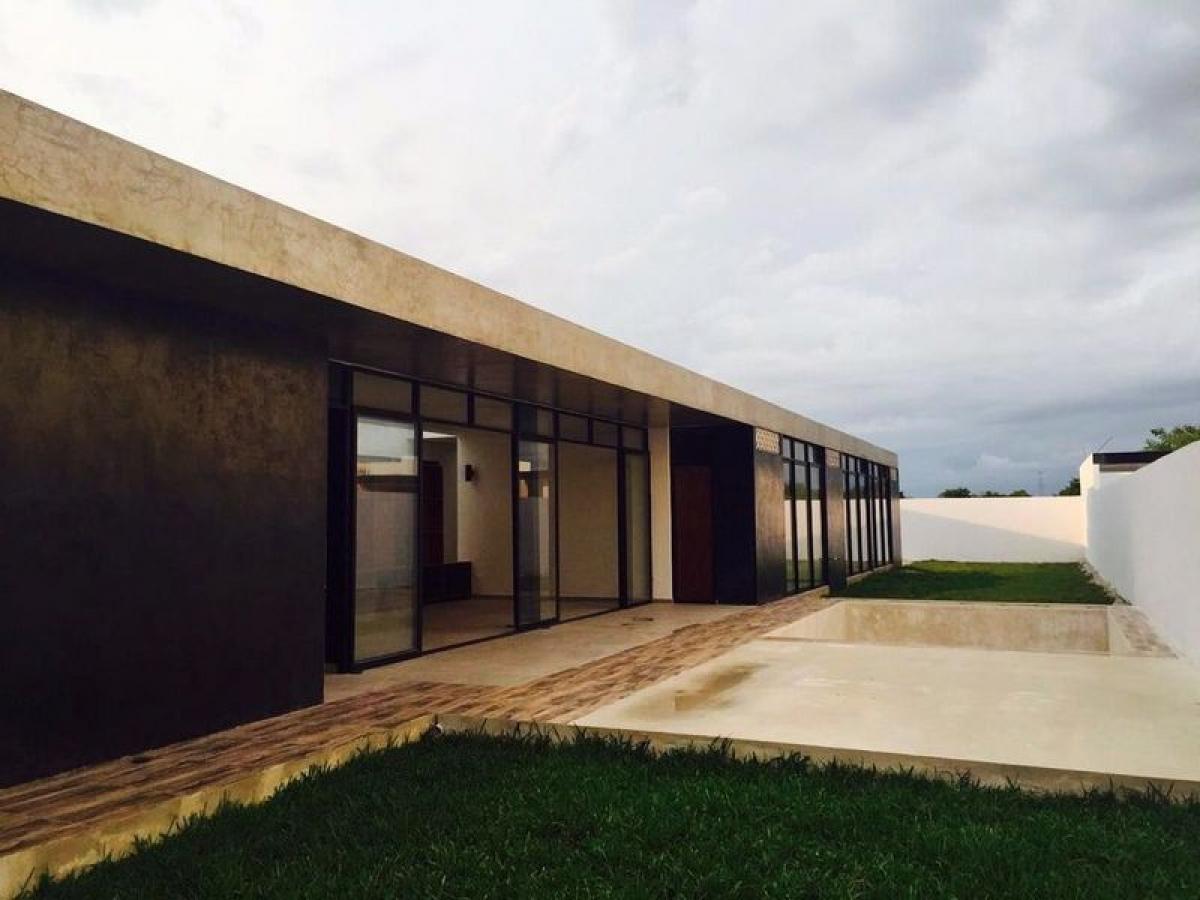 Casa de 3 dormitorios en Mérida, Mexico No. 157895