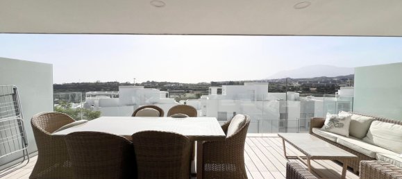 3 bedrooms Townhouse in Estepona, Spain No. 144959 3