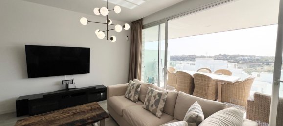 3 bedrooms Townhouse in Estepona, Spain No. 144959 5