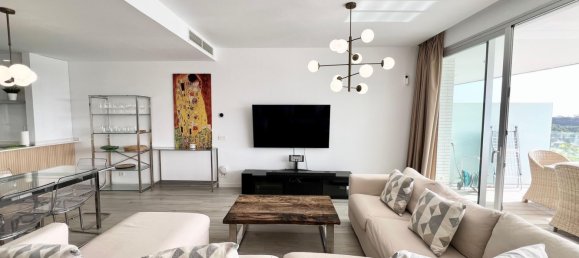 3 bedrooms Townhouse in Estepona, Spain No. 144959 4