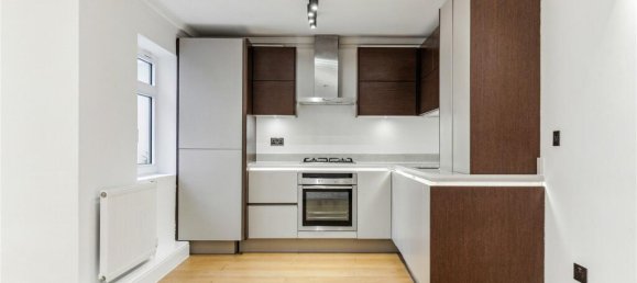 3 غرف نوم بنغالو في Barnes, United Kingdom رقم 5181 3