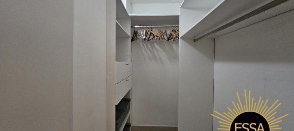 1 bedroom Apartment in Yvelines, France No. 327938 5