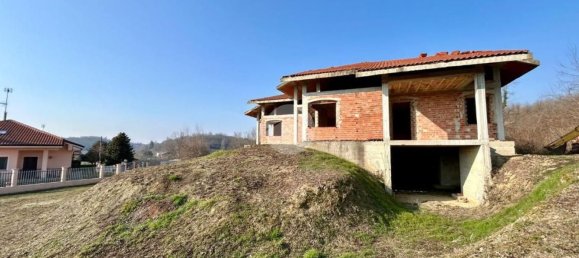 8 bedrooms House in Castell'Alfero, Italy No. 69972 15