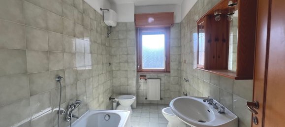 Apartamento de 2 divisões em Guidonia Montecelio, Italy N.º 286768 23